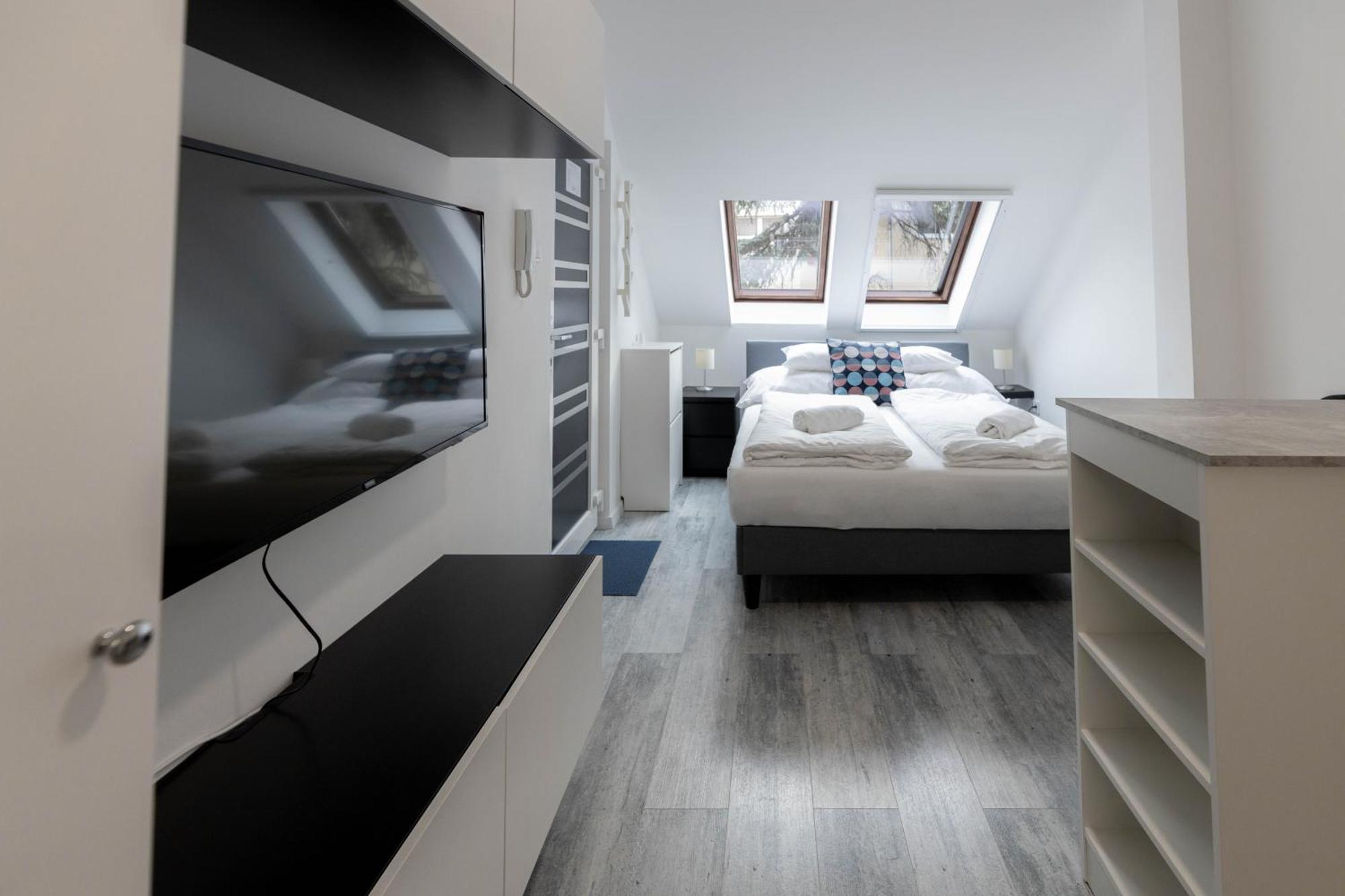 Roomstore Studio Apartments Eger Exterior photo